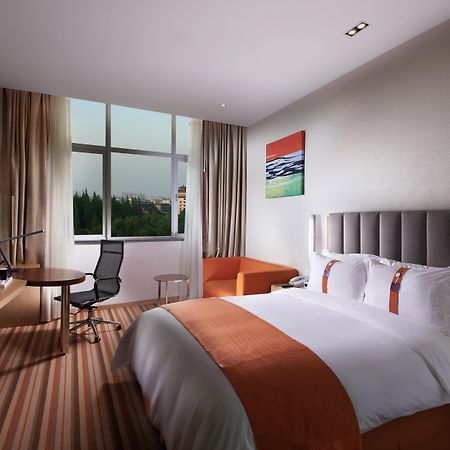 Holiday Inn Express Yangzhou City Center By Ihg Esterno foto