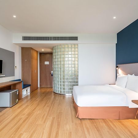 Holiday Inn Express Yangzhou City Center By Ihg Esterno foto
