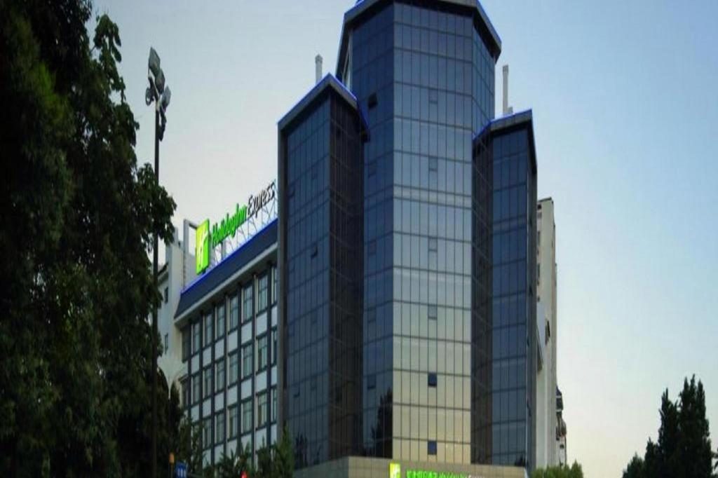Holiday Inn Express Yangzhou City Center By Ihg Esterno foto
