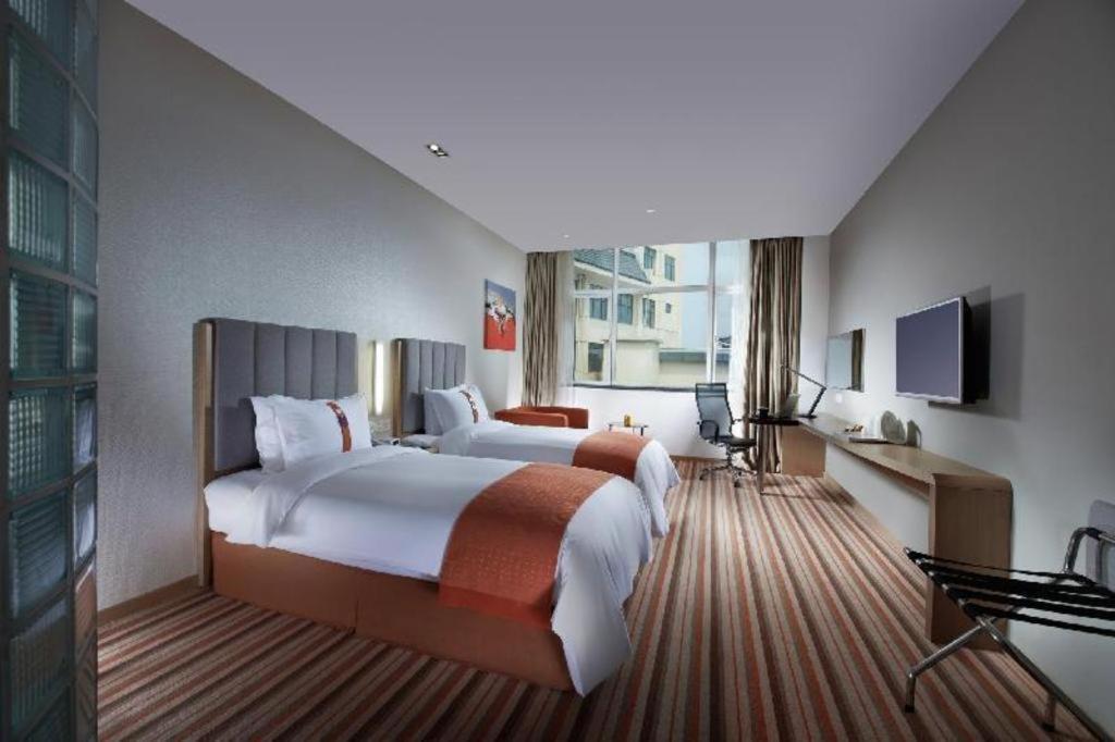 Holiday Inn Express Yangzhou City Center By Ihg Esterno foto