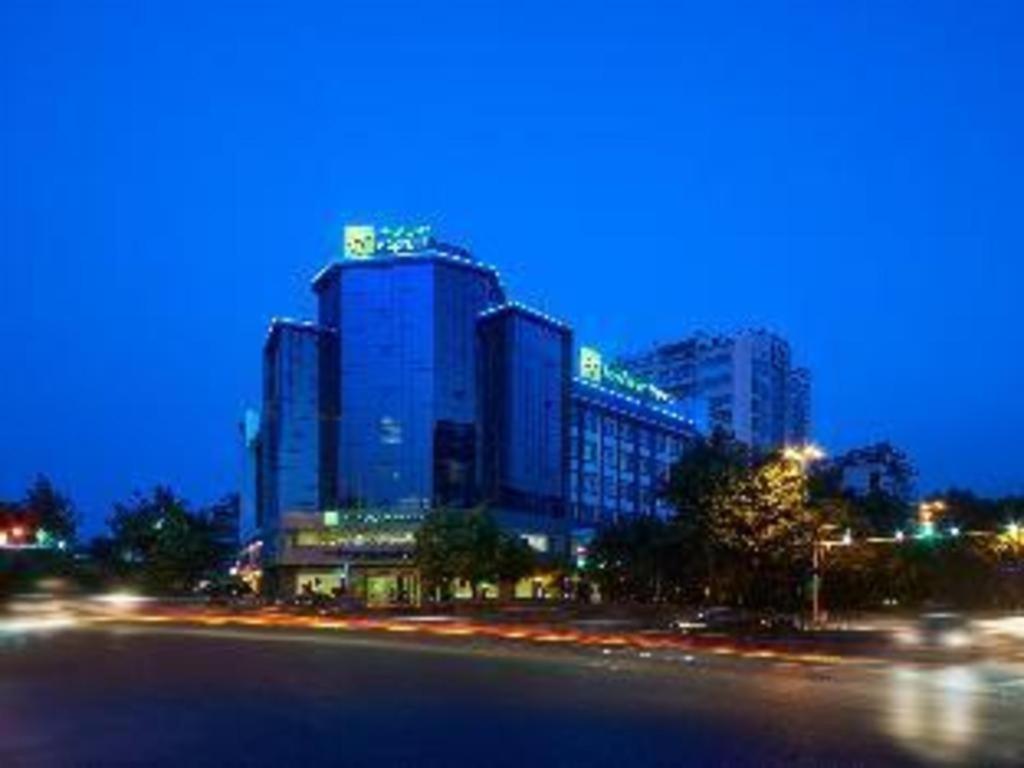 Holiday Inn Express Yangzhou City Center By Ihg Esterno foto