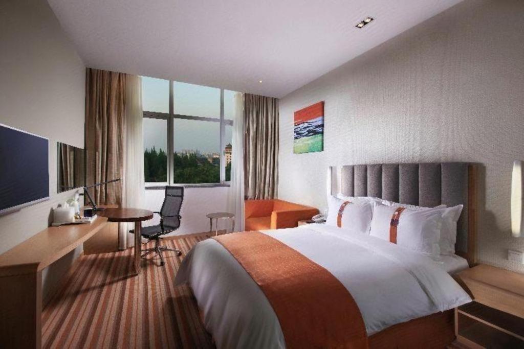 Holiday Inn Express Yangzhou City Center By Ihg Esterno foto
