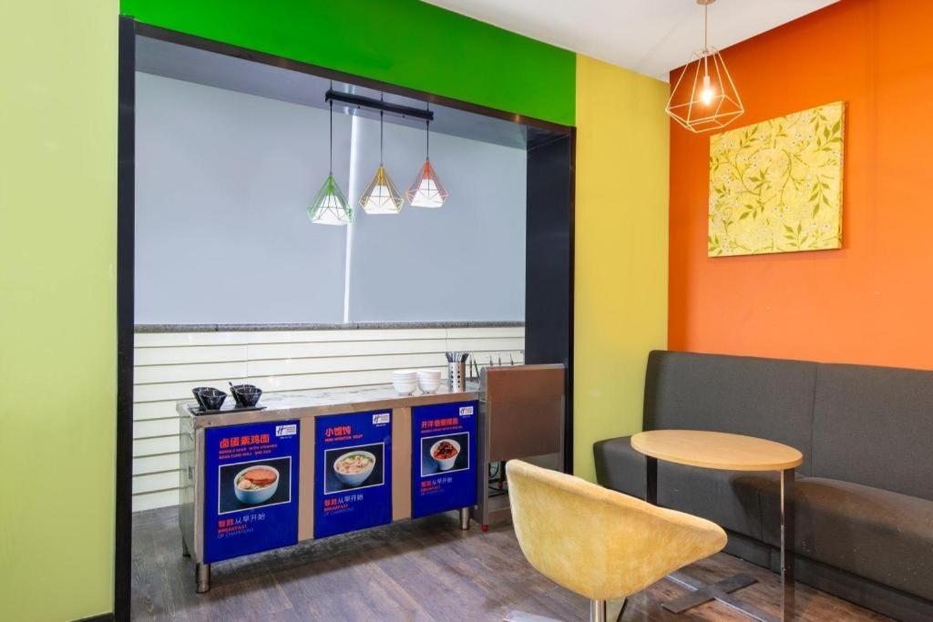 Holiday Inn Express Yangzhou City Center By Ihg Esterno foto